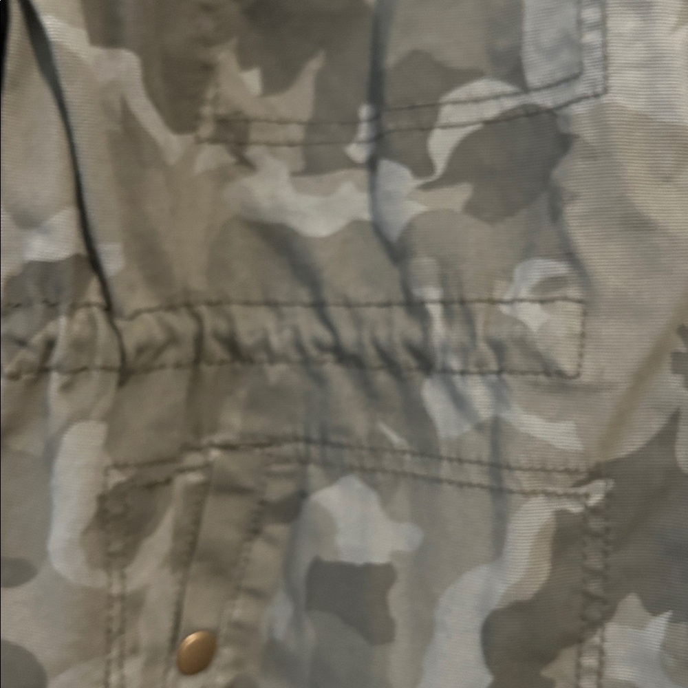 NWT! Old Navy Utility Jacket - Picture 6 of 9